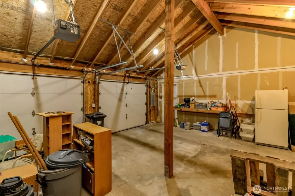 91 E Lake Forest Drive Allyn WA 98524