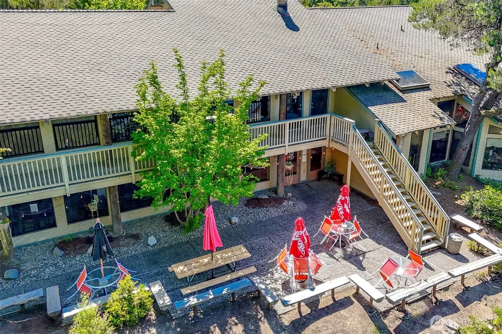 91 E Lake Forest Drive Allyn WA 98524