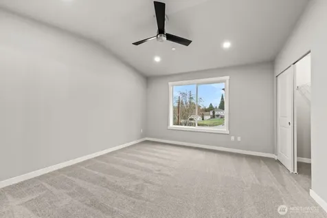 16823 Alder Way Lynnwood WA 98037