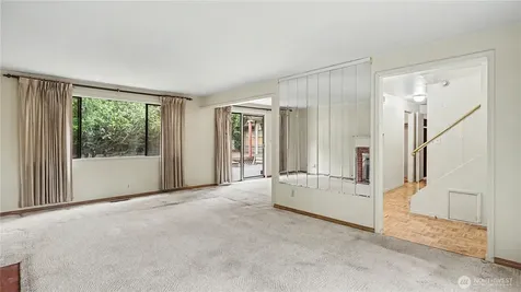 3437 77th Avenue SE Mercer Island WA 98040