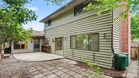 3437 77th Avenue SE Mercer Island WA 98040
