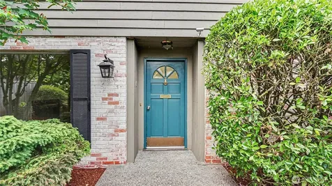 3437 77th Avenue SE Mercer Island WA 98040