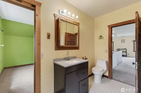 95 W Birnie Slough Road Cathlamet WA 98612