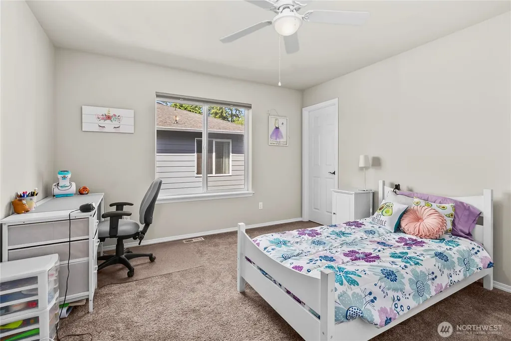 11264 Borgen Loop Gig Harbor WA 98332
