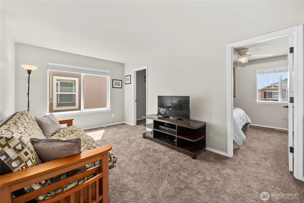 11264 Borgen Loop Gig Harbor WA 98332