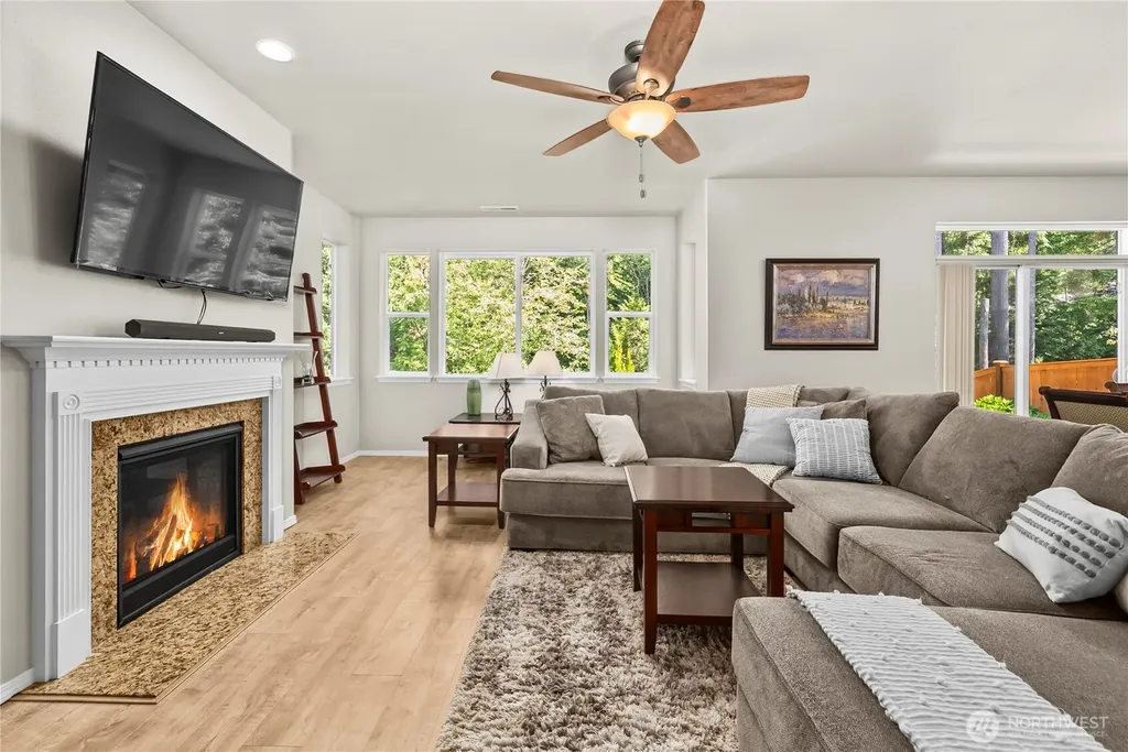 11264 Borgen Loop Gig Harbor WA 98332