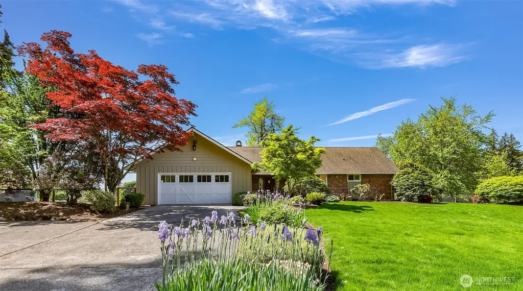 1019 H St. Road Lynden WA 98264