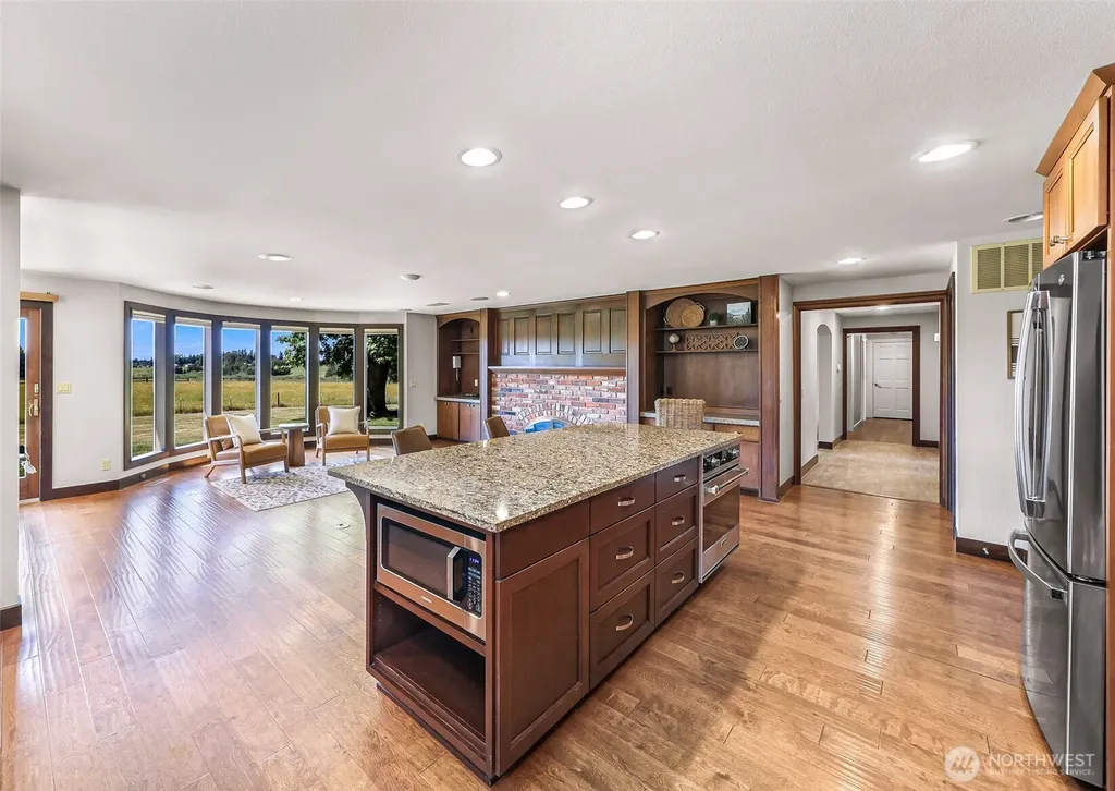 1019 H St. Road Lynden WA 98264