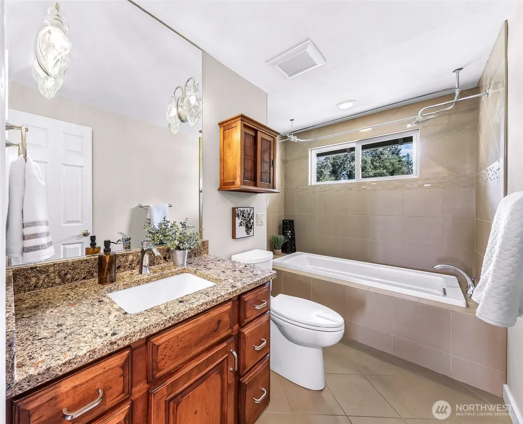 1019 H St. Road Lynden WA 98264