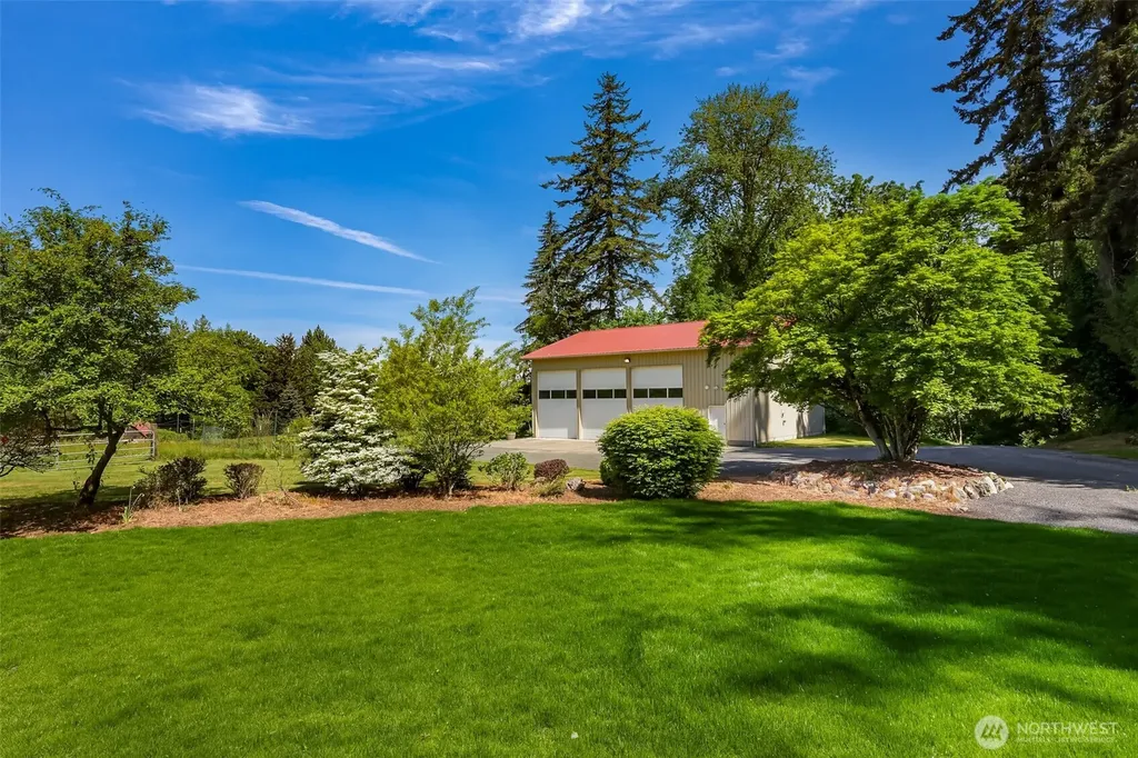 1019 H St. Road Lynden WA 98264