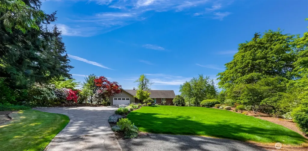 1019 H St. Road Lynden WA 98264