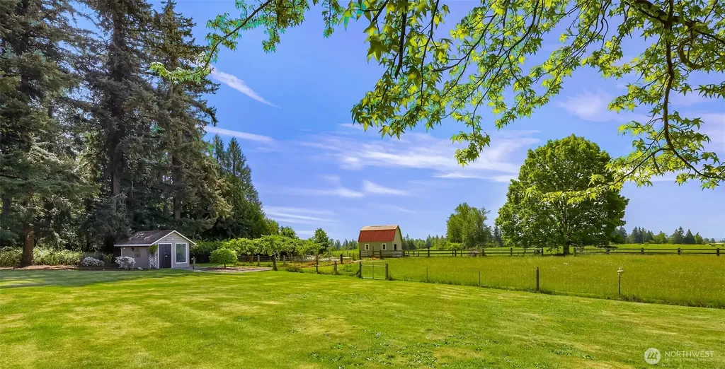 1019 H St. Road Lynden WA 98264