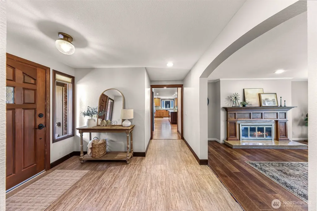 1019 H St. Road Lynden WA 98264