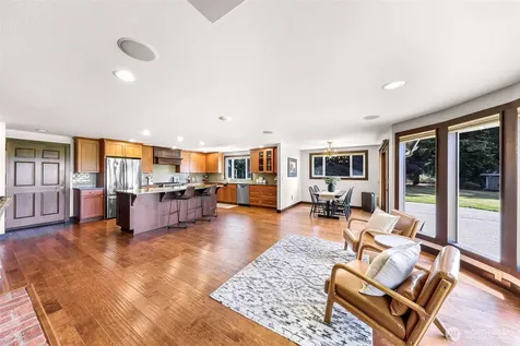 1019 H St. Road Lynden WA 98264