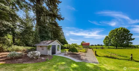 1019 H St. Road Lynden WA 98264