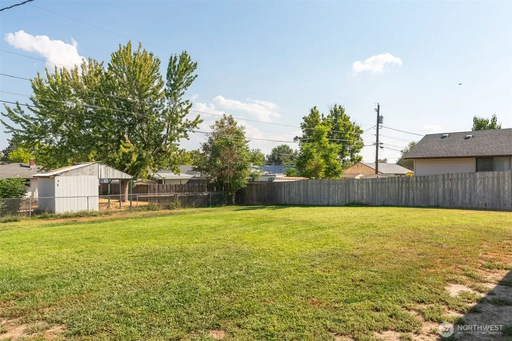519 N Clark Road Moses Lake WA 98837