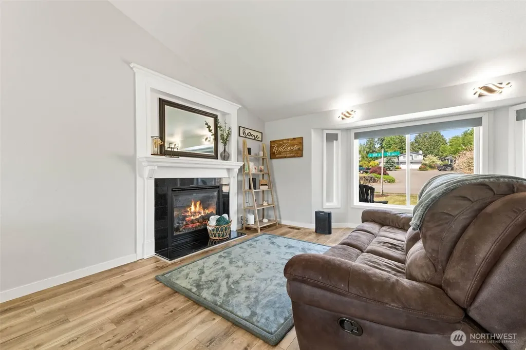 4837 S 309th Street Auburn WA 98001