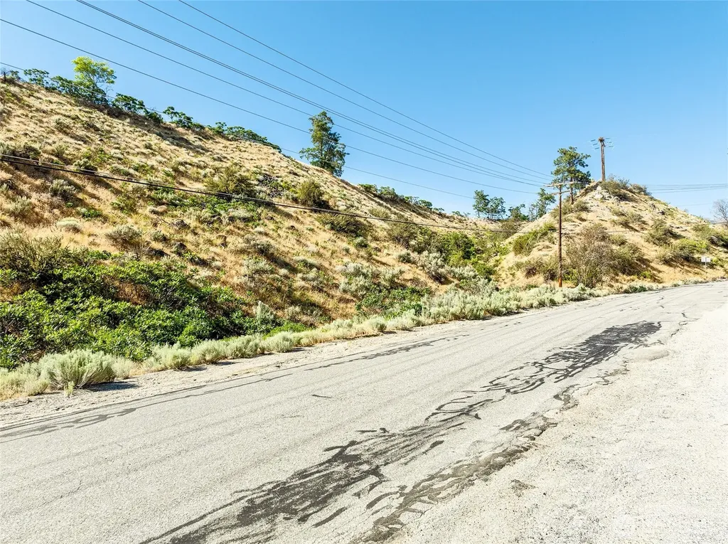 761 N Bradley Street Chelan WA 98816