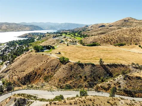 761 N Bradley Street Chelan WA 98816