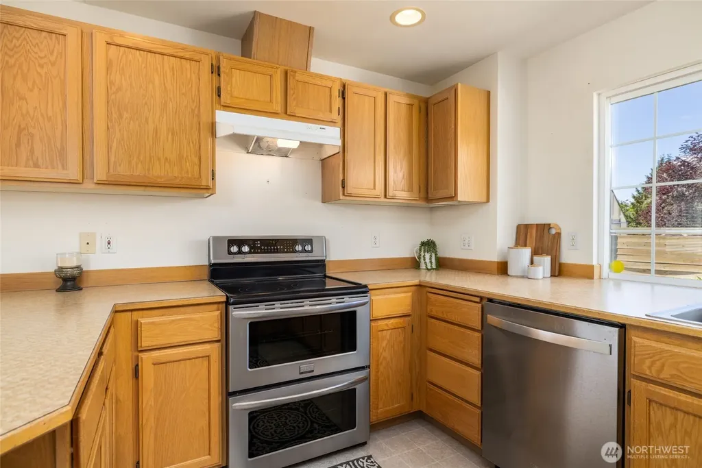 1803 S 30th Street Mount Vernon WA 98274