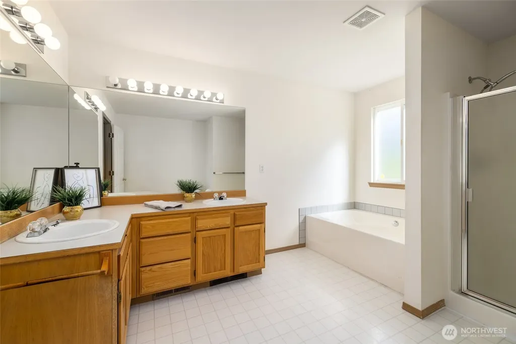 1803 S 30th Street Mount Vernon WA 98274