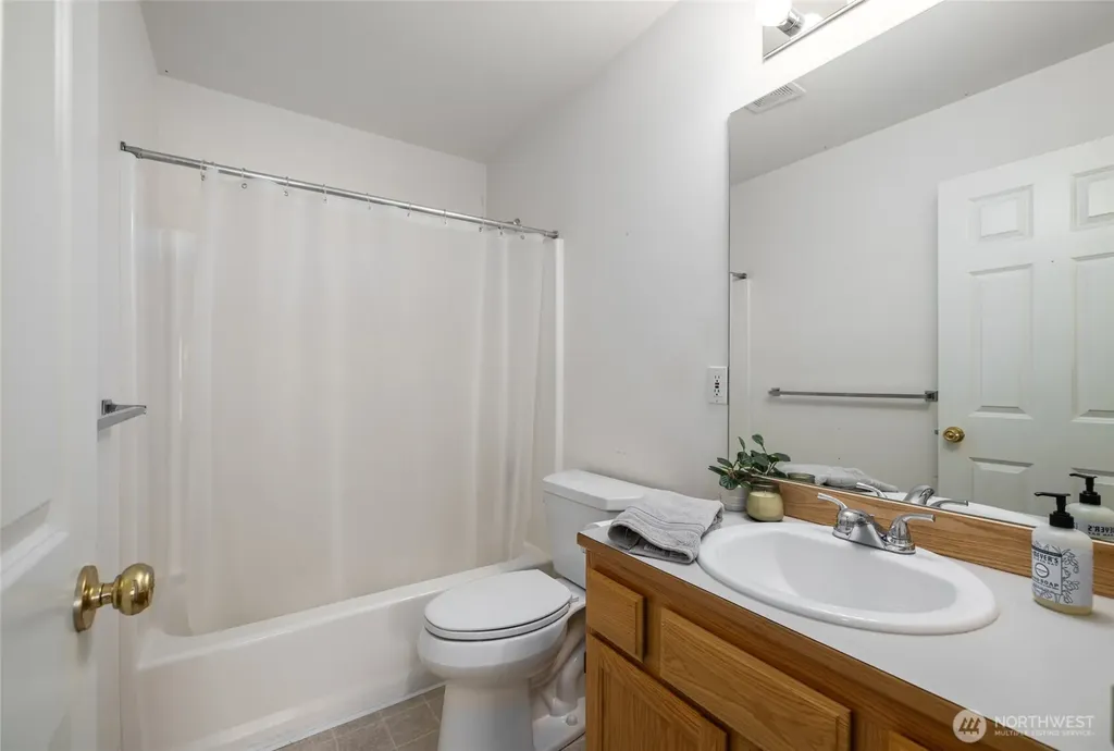 1803 S 30th Street Mount Vernon WA 98274