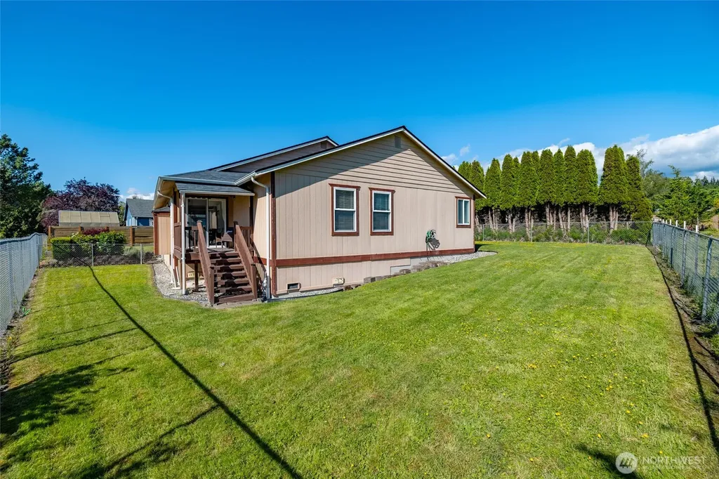 1803 S 30th Street Mount Vernon WA 98274