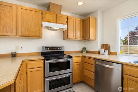 1803 S 30th Street Mount Vernon WA 98274