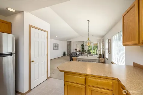 1803 S 30th Street Mount Vernon WA 98274