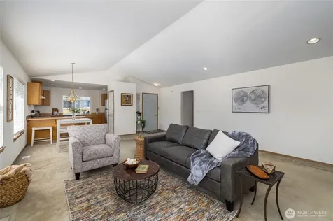 1803 S 30th Street Mount Vernon WA 98274