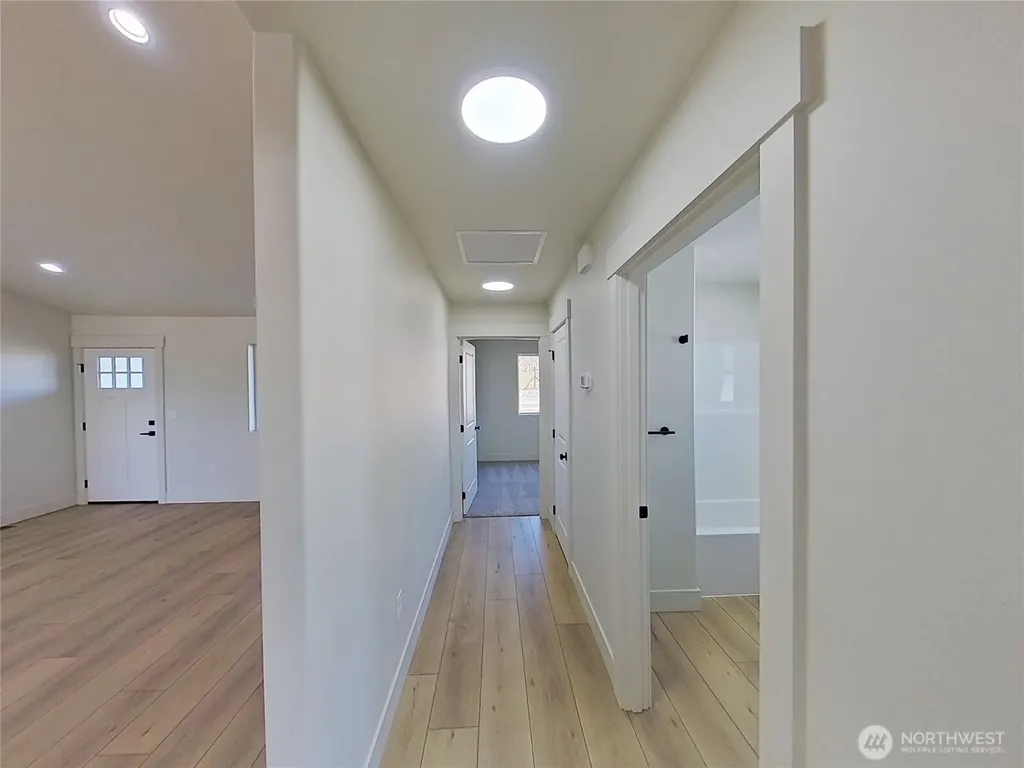 177 Country Cottage Lane Malaga WA 98828
