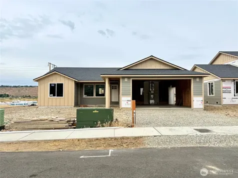 177 Country Cottage Lane Malaga WA 98828