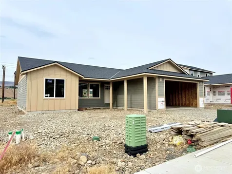 177 Country Cottage Lane Malaga WA 98828