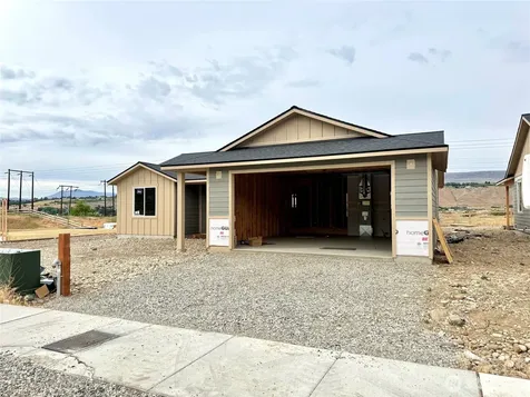 177 Country Cottage Lane Malaga WA 98828