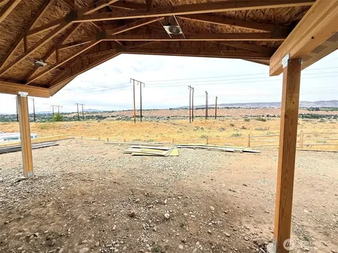 177 Country Cottage Lane Malaga WA 98828