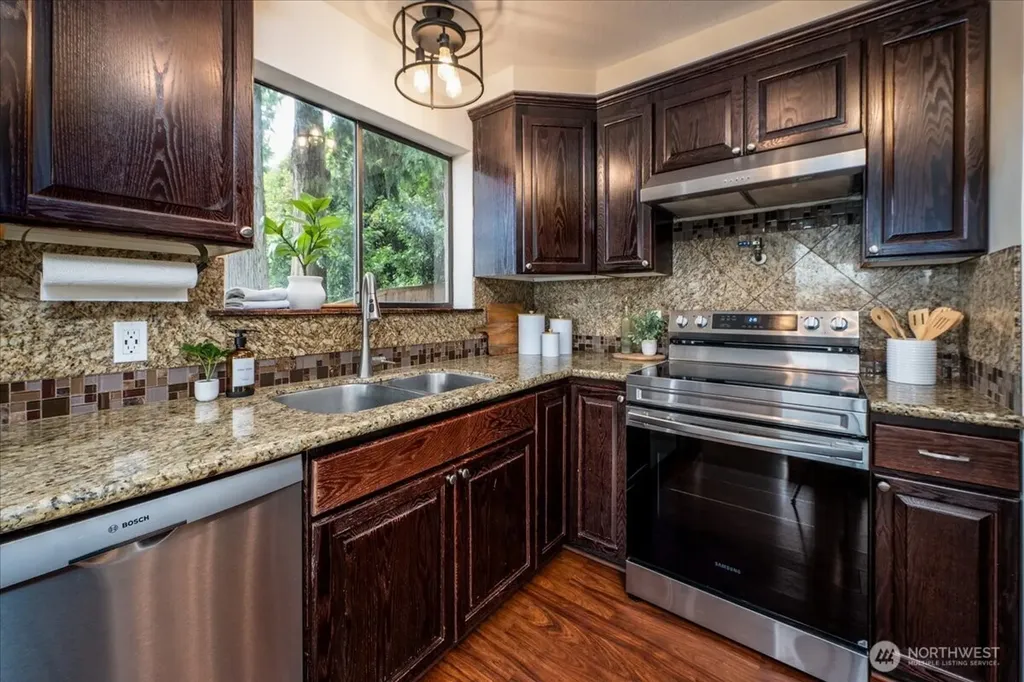 21405 81st Avenue NW Stanwood WA 98292