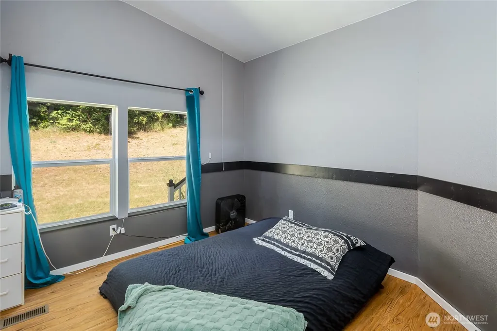 2427 Leroy Place Camano Island WA 98282