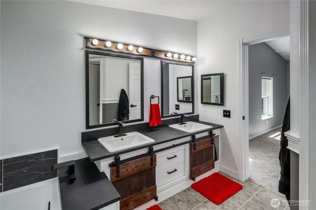 2427 Leroy Place Camano Island WA 98282
