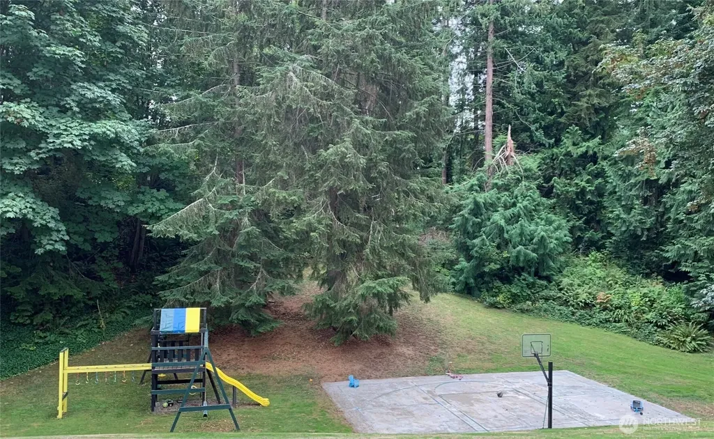 2427 Leroy Place Camano Island WA 98282