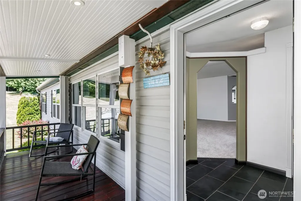 2427 Leroy Place Camano Island WA 98282