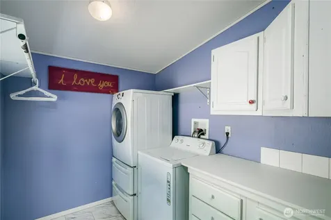 2427 Leroy Place Camano Island WA 98282