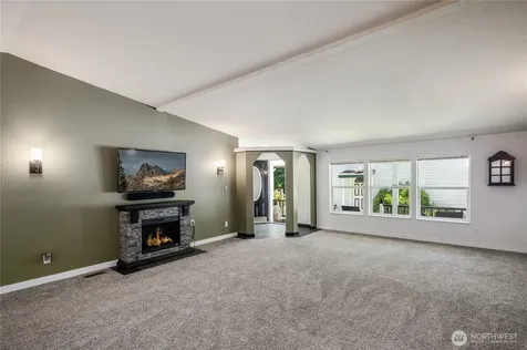 2427 Leroy Place Camano Island WA 98282