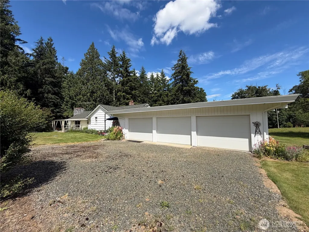 9541 Weidkamp Road Lynden WA 98264