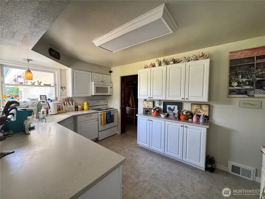 9541 Weidkamp Road Lynden WA 98264