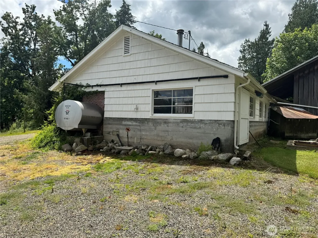9541 Weidkamp Road Lynden WA 98264
