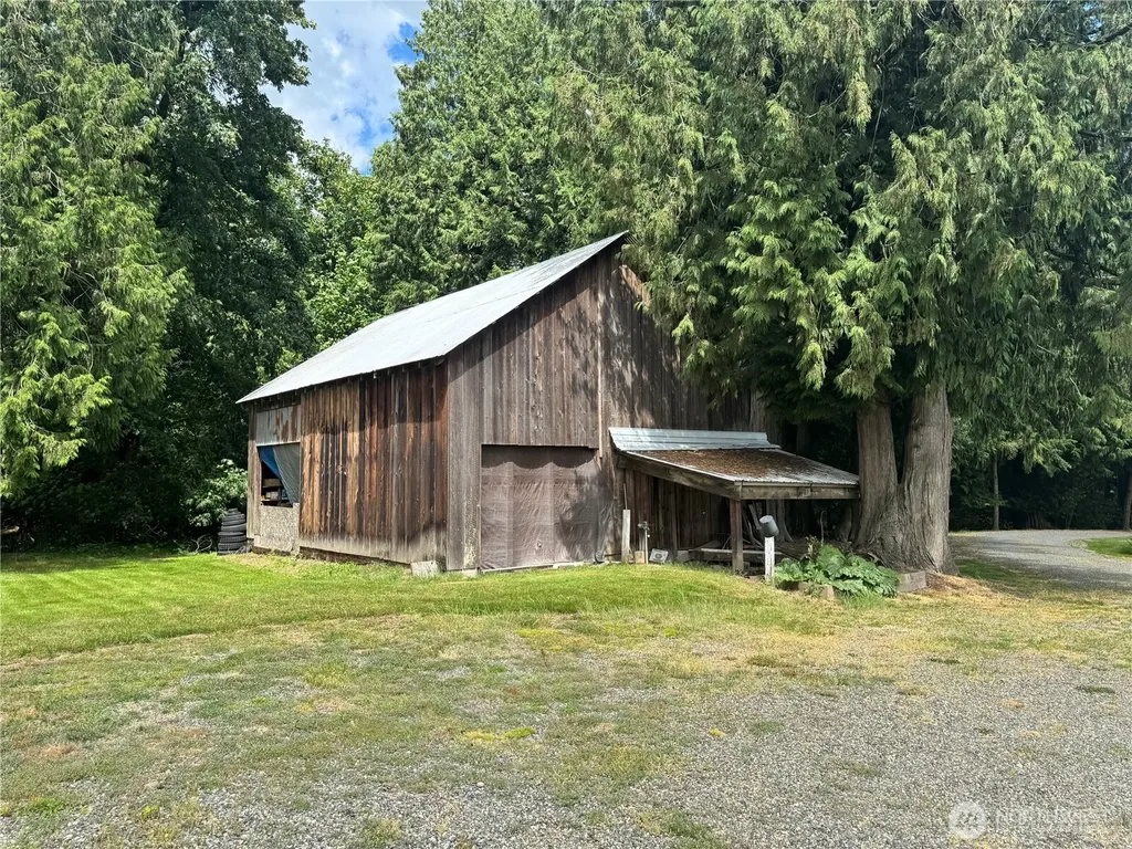 9541 Weidkamp Road Lynden WA 98264