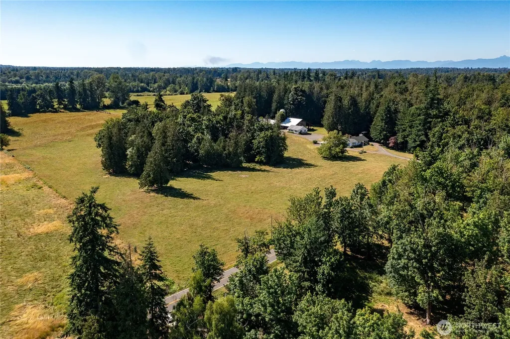 9541 Weidkamp Road Lynden WA 98264