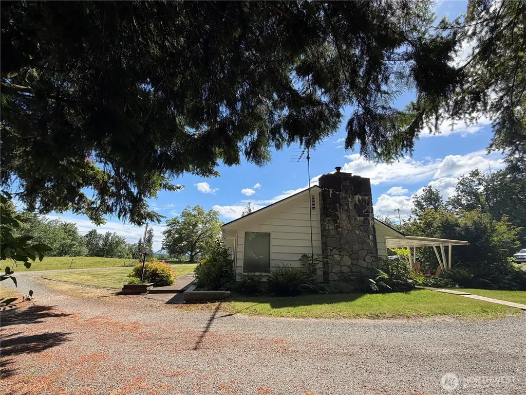 9541 Weidkamp Road Lynden WA 98264