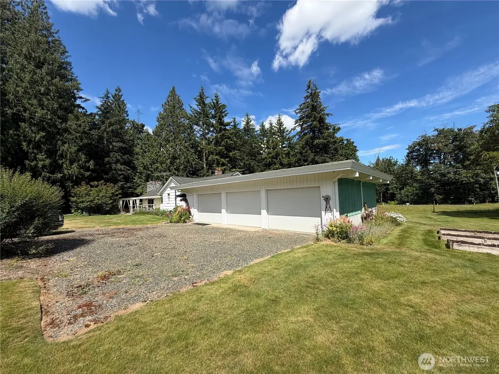 9541 Weidkamp Road Lynden WA 98264