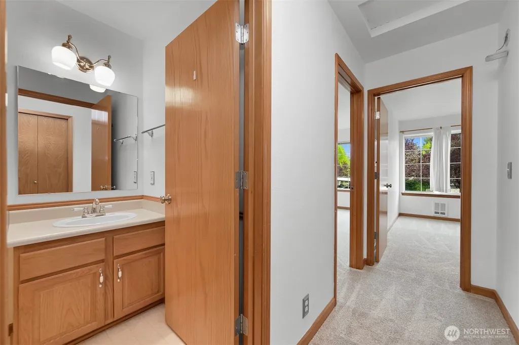 667 W Horton Way Bellingham WA 98229